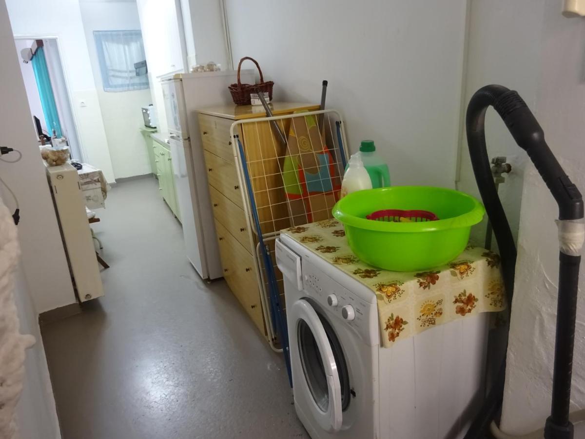 Antony'S Apartment Sea View Tirós エクステリア 写真