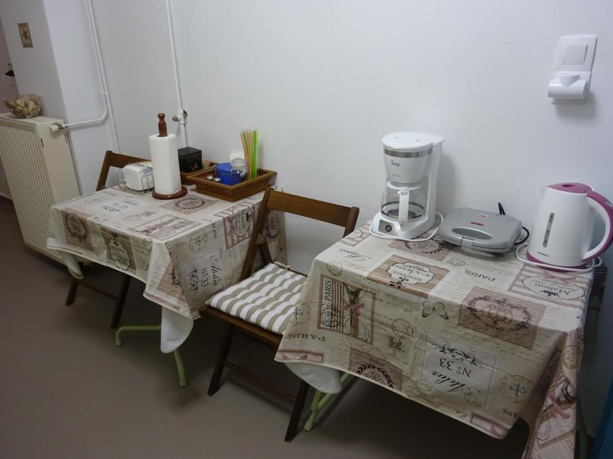 Antony'S Apartment Sea View Tirós エクステリア 写真